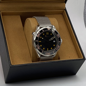 Men's Classic Automatic <b>Mechanical</b> <b>Watch</b> with NH35 Movement Stainless Steel Case Luminous Hands Waterproof Feature - Product Image 3