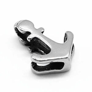 Colgante de Ancla y Barco Pequeño de Acero Inoxidable Pulido, Accesorio de Joyería y Adorno Único - Product Image 1