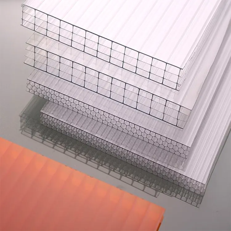 Panel insulasi rumah kaca Multi lapisan lembaran atap polikarbonat 16mm 20mm Belanda Islandia Mongolia