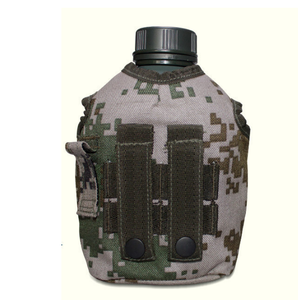 Botella de Agua para Estudiantes de Entrenamiento y Campamento, Cuerpo de Aluminio con Acabado Mate Recubierto de Goma, con Bolsa y Correa para el Hombro - Product Image 6