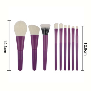 ชุดแปรงแต่งหน้าขนแพะสังเคราะห์ 9 ชิ้น ด้ามไม้สีม่วง ขนาดพกพา สำหรับแต่งหน้า ทาแป้ง ทาอายแชโดว์ - Product Image 4