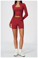 Ensemble de yoga sans couture couleur unie – Débardeur dos en I et short moulant – Ensemble d'entraînement trois pièces anti-humidité