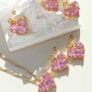 Orecchini in acciaio inossidabile placcato oro 18 carati con ciondolo a forma di cuore d'amore con zirconi orecchini in acciaio al titanio con collana rosa grossa - Product Image 4