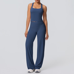 Produttore di Abbigliamento Sportivo Personalizzato: Top Senza Maniche e Pantaloni a Vita Alta per Donna, Set Fitness da Palestra - Product Image 5
