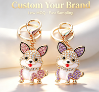 Porte-clés pendentif chat en métal plaqué or, breloque de sac mignonne en forme d'animal avec strass, style mode et dessin animé