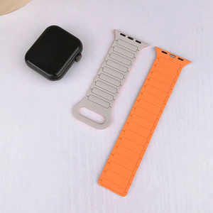 <span class=keywords><strong>Bracelet</strong></span> en silicone imperméable Upro pour iWatch 41 mm 45 mm 49 mm pour <span class=keywords><strong>Apple</strong></span> <span class=keywords><strong>Watch</strong></span> Series 10 9, <span class=keywords><strong>bracelet</strong></span> de sport magnétique réglable - Product Image 6
