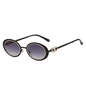 Gafas de Sol UV400 2025 para Mujer con Marco Ovalado Pequeño, Estilo Vintage, Moda Transfronteriza para Hombre y Mujer - Product Image 1