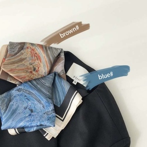 Écharpe en soie 100% de haute qualité, nouvelle arrivée, imprimé floral de luxe, écharpe carrée pour femmes, <span class=keywords><strong>foulard</strong></span> de cou, foulards de tête - Product Image 2