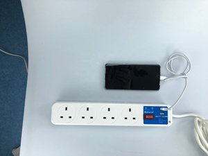 Naturale multi guardia automatico regolatore di tensione usb presa presa di estensione per uso domestico con il video - Product Image 3