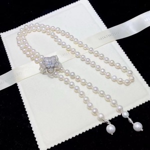 สร้อยคอมุกน้ำจืดธรรมชาติ 8-9 มม. 4-5 แทบจะกลม พร้อมโบว์ สร้อยคอแบบสองชั้น ความยาว 65 ซม. - Product Image 2