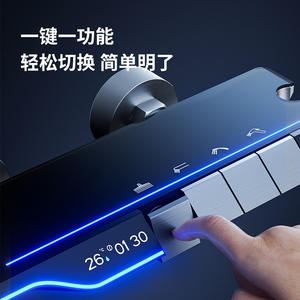 ชุดฝักบัวทรงสี่เหลี่ยมทันสมัยพร้อมจอแสดงอุณหภูมิ ชุบโครเมียม ฝักบัวแบบเทอร์โมสตัท หัวฉีดด้านบนและแบบมือถือ สีเทา - Product Image 5