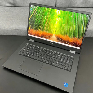 <span class=keywords><strong>Dell</strong></span> Precision 7780 I7-13a Gen Laptop <span class=keywords><strong>Workstation</strong></span> Mobile con Grafica RTX 5000 Ada 16GB e Display FHD 4K da 17'' 16GB RAM 1TB SSD - Product Image 1