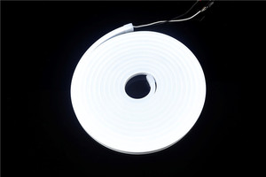 Tira de Luces LED de Silicona Flexible de Grado Alimenticio, Impermeable IP65, 8mm, Color Rosa Personalizado, 100 Piezas/M, 12V, 1cm, Uso en Hoteles, Regulable - Product Image 3