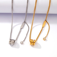 Collier tendance en acier inoxydable de luxe coréen, sans ternissement, avec pendentifs et breloques à pompons, plaqué or 18 carats, bijoux de mode pour femmes