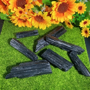 Vente en gros de pierres brutes de <span class=keywords><strong>tourmaline</strong></span> <span class=keywords><strong>noire</strong></span> naturelle, cristal de quartz, pierres précieuses pour la décoration - Product Image 4