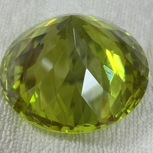 Piedra Preciosa Suelta Redonda de 60 mm, Peridoto Verde, Circonita Cúbica - Product Image 6