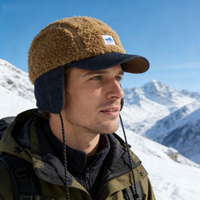 Casquette de baseball tendance 2026 en fausse fourrure pelucheuse avec patchwork camouflage |   Chapeau d'hiver à oreillettes pour pilote, unisexe, pour cyclisme en plein air, fête, temps froid