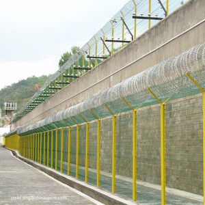 Giá tốt nhất cho vườn hàng rào 3D cong hàn dây lưới tấm hàng rào từ Trung Quốc nhà máy - Product Image 1