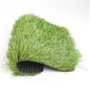 Césped artificial sintético de alta densidad de 60mm de altura, césped falso de aspecto Natural hecho de plástico duradero - Product Image 4