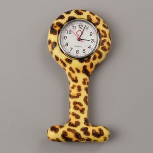 Impression Silicone infirmière montre Clip sur Fob Quartz broche suspendu montre de poche pour hommes femmes mode décontracté décor accessoires - Product Image 6
