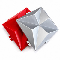 Panneau de plafond suspendu en aluminium 3D moderne, design triangulaire avec éclairage LED, décoration intérieure pour hôtel, centre commercial, aéroport
