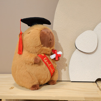 Vente chaude Nouveau Dr. Capibala Peluche Capybara Graduation Chapeau Poupée Ph.D Bachelor Master Peluche PP Coton Soulagement Du Stress