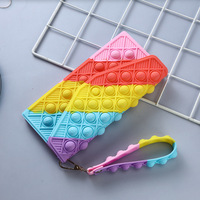 Logo personnalisé dessin animé mignon porte-monnaie en silicone grande pochette cosmétique étanche sac voyage téléphone portable sac à main-boîte de gros