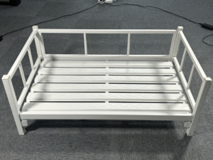 Cama portátil para mascotas de interior, respetuosa con el medio ambiente, personalizada, con función de refrigeración, uso en verano, marco de hierro y material de madera embalado para mascotas - Product Image 3