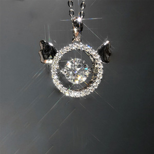 Collana con Ciondolo a Forma di Cuore e Ali d'Angelo per Donne, Catena Corta per Clavicola, Gioielli alla Moda per Uso Quotidiano, Regalo - Product Image 1