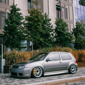 Jantes forgées de 18, 19, 20 et 22 pouces pour ShelbyGTE, ShelbyF150, <span class=keywords><strong>Mach</strong></span>-<span class=keywords><strong>E</strong></span> GT, <span class=keywords><strong>Ford</strong></span> <span class=keywords><strong>Mustang</strong></span> GT500, GT40, Dodge Viper, Corvette, Audi, BMW DTM - Product Image 2