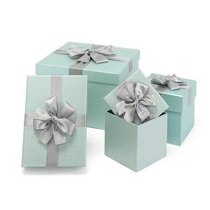 Customization 4 Pcs Luxury Large Lid And Base Gift Paper Packaging Box Set With Bow