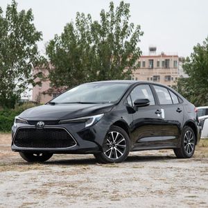 Design classique 2024 Toyotas Levin 1.8L PHEV 4 portes 5 places berline <span class=keywords><strong>voiture</strong></span> bien entretenue essence <span class=keywords><strong>hybride</strong></span> <span class=keywords><strong>voiture</strong></span> d'<span class=keywords><strong>occasion</strong></span> - Product Image 5