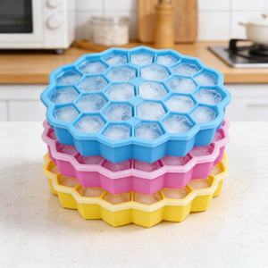 Moule à glaçons hexagonal en silicone de qualité alimentaire personnalisé, 37 trous, plateau à glaçons en nid d'abeille avec couvercle - Product Image 5