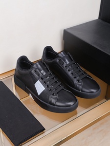 Zapatillas de Lujo Italianas con Brillo Dorado para Hombre, Diseño Robusto Juvenil, <span class=keywords><strong>Precio</strong></span> Bajo, Marca de Moda, Forro de Malla, Parte Superior de Tela - Product Image 1