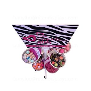 Support pour éponge à maquillage, présentoir cosmétique, support de sol en métal portable avec roulettes pour la présentation en magasin de beauté et en salon - Product Image 4