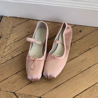 Chaussons de ballet français personnalisés de créateur, en satin, à semelle plate, en cuir véritable, légers, tendance et de haute qualité