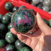 Sphère en Rubis Naturel et Zoïsite en Gros, Pierre de Guérison Sculptée, Balle en Cristal Artisanal, Cadeau de Décoration Maison