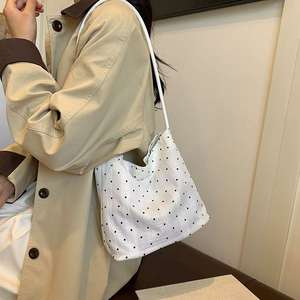 Bolso tipo cubo de encaje de lunares con hombro cruzado con lazo para mujer - Product Image 4