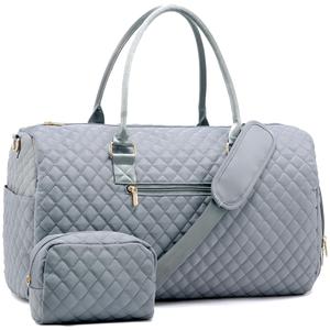 Sac de voyage week-end pour femmes, sacs de nuit avec compartiment à chaussures, sacs de cabine pour avions avec trousse de toilette - Product Image 1