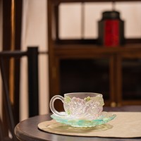 Ensemble tasse et soucoupe en verre Liuli artisanal 170 ml, motif fleur d'hibiscus dégradé rose en relief, mug à expresso de luxe, cadeau artistique OEM