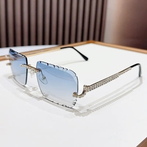 Nuovi Occhiali da Sole Rettangolari Senza Montatura di Lusso Unisex con Decorazioni in Diamanti, Montatura Dorata, Lenti Sfumate, Protezione UV400, Occhiali alla Moda per Feste - Product Image 5
