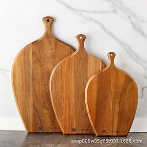Ensemble de planches à découper en bois d'acacia Danks, 3 pièces avec poignée, pour servir en cuisine et comme plateau de petit-déjeuner - Product Image 3
