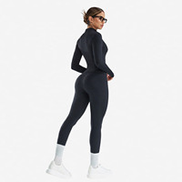 Set Yoga 2 Potong OEM Wanita, Jaket Crop Lengan Panjang Kerah Tegak Resleting Penuh dengan Lubang Ibu Jari, Legging Pinggang Tinggi Model Peach Butt, Pakaian Olahraga Aktif