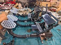 Machine à fessiers à charge libre la plus vendue, entraîneur professionnel de pont fessier, construction en acier, réglable pour la musculation en salle de sport