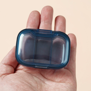 Mini pastillero de plástico portátil de gran venta, organizador de Medicina de viaje diario de 3 compartimentos para organizar medicamentos en movimiento - Product Image 5