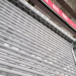 Puerta personalizada al por mayor <span class=keywords><strong>de</strong></span> fábrica, puerta enrollable <span class=keywords><strong>de</strong></span> <span class=keywords><strong>seguridad</strong></span> <span class=keywords><strong>de</strong></span> material <span class=keywords><strong>de</strong></span> aluminio automático a prueba <span class=keywords><strong>de</strong></span> viento - Product Image 4