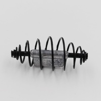 Vente en gros d'un nouveau style personnalisé de 20g 30g Mangeoire en plomb pour la pêche au printemps Méthode de longue coulée en ligne pour la carpe avec appât en plomb