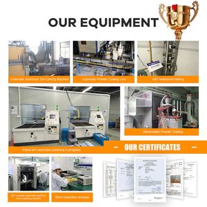 Lumière LED RGB pour armoire, rechargeable, télécommande, magnétique, pour armoire à vêtements, armoire à vin, décoration, lumière LED sans fil pour étagère, lumière de nuit - Product Image 5