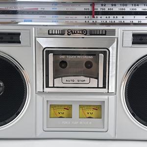 Boombox rétro haute puissance personnalisé avec lecteur de cassettes, enregistreur, <span class=keywords><strong>radio</strong></span> multibandes AM <span class=keywords><strong>FM</strong></span> SW, lecture BT TF USB et compteurs VU - Product Image 3
