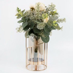 Bouquet de roses artificielles Vinnie avec feuilles d'eucalyptus pour décoration de mariage, décoration murale, CF01041 - Product Image 2